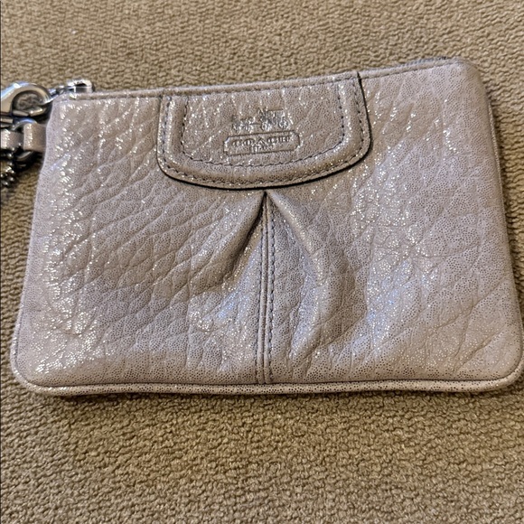 Coach Shimmering Silver Wristlet Purse Zip (TD)